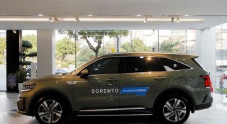 Xả hàng tồn kho, Kia Sorento PHEV đời 2023 giảm giá đến 150 triệu đồng tại đại lý